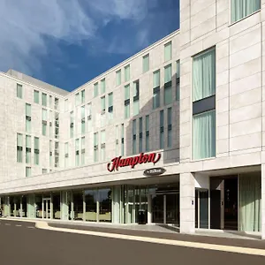 3* מלון Hampton By Hilton London Stansted Airport
