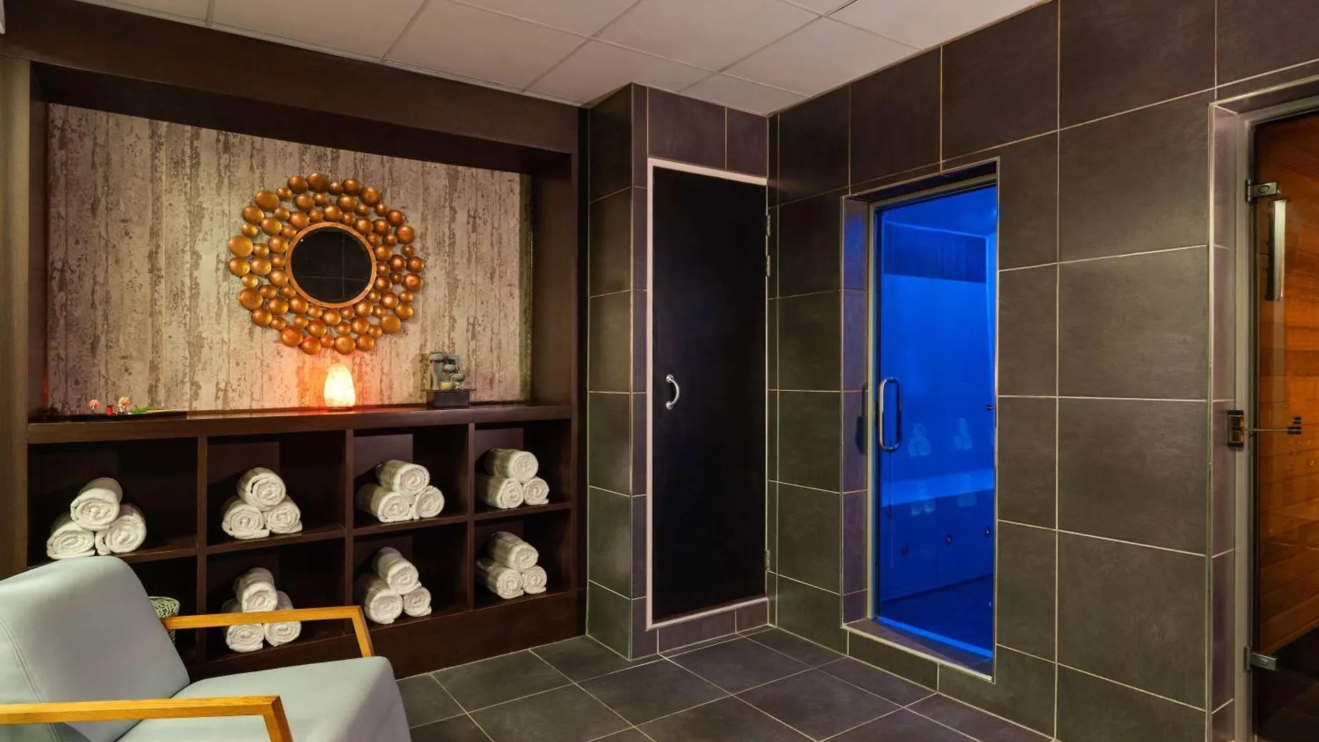 Novotel London Tower Bridge מלון