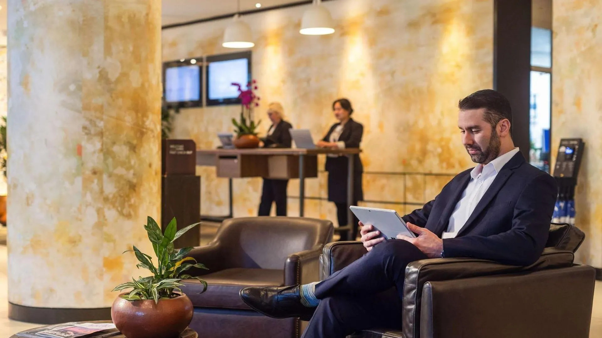 מלון Novotel London Tower Bridge